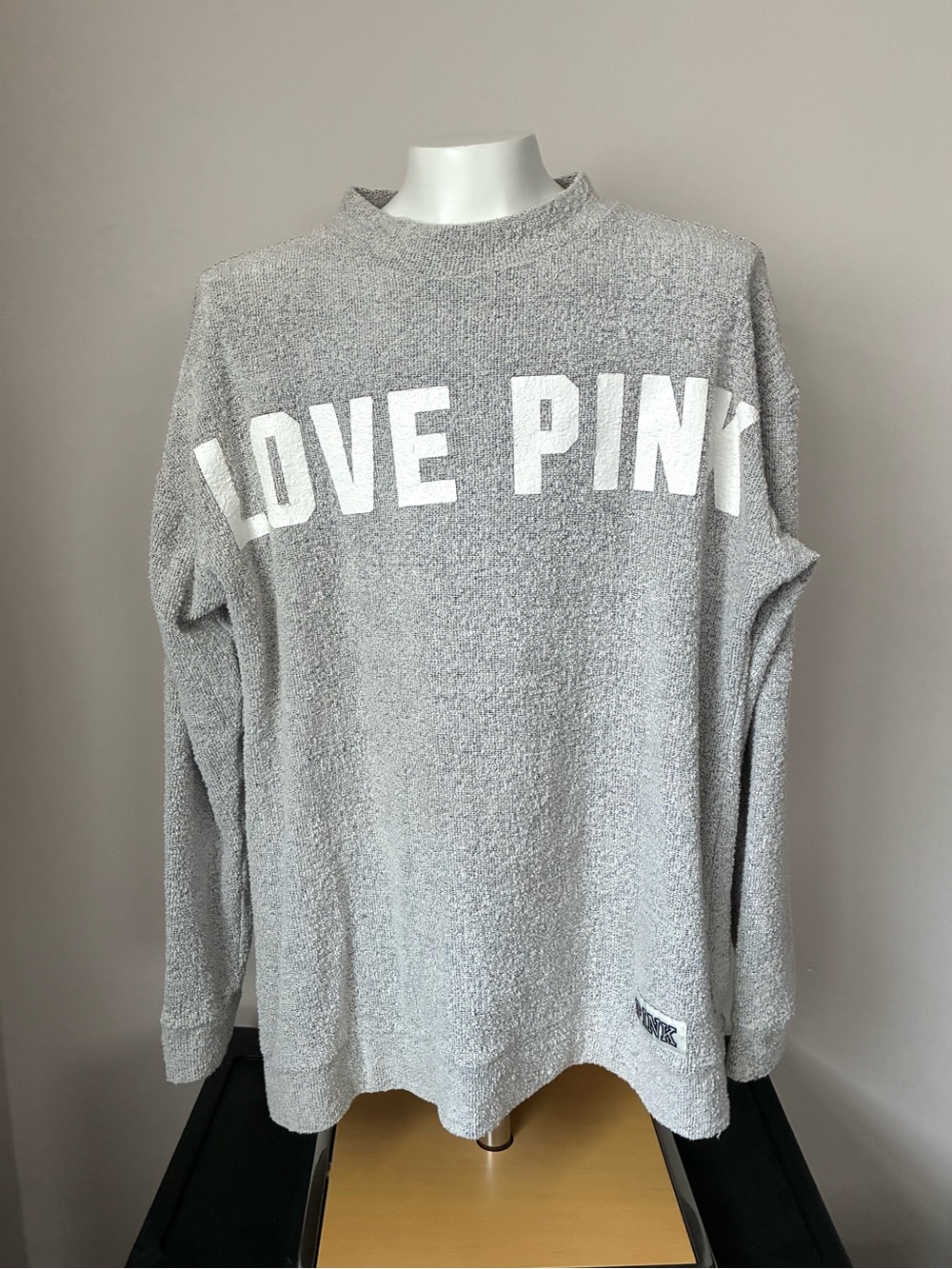 Victoria's Secret PINK Oversized Gray Love Pink Sweatshirt Size Small